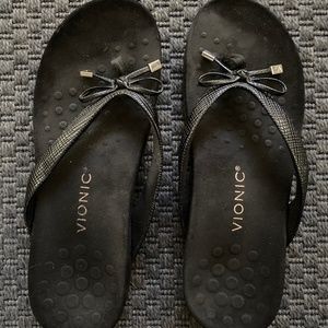 Vionic Womens sandals